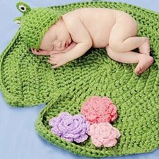 crocheted lily pad blanket